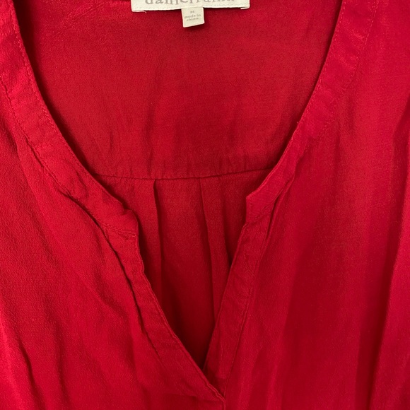 Red blouse 💃🏻 - Picture 2 of 3